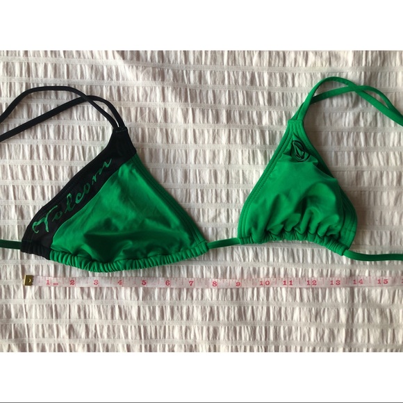 NWOT Volcom Kelly Green Triangle Bathing Suit Top - Picture 8 of 8